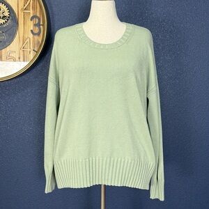 Banana Republic Relaxed Crew-Neck Sweater | Sage Green | XL